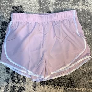 NIKE WORKOUT SHORTS NWOT